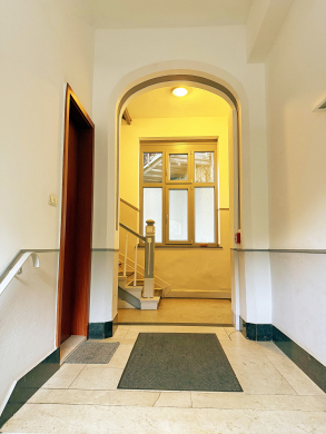 Lage! Lage! Lage!: Stilvolle Dachgeschosswohnung in Pempelfort!, 40477 Düsseldorf, Dachgeschoss