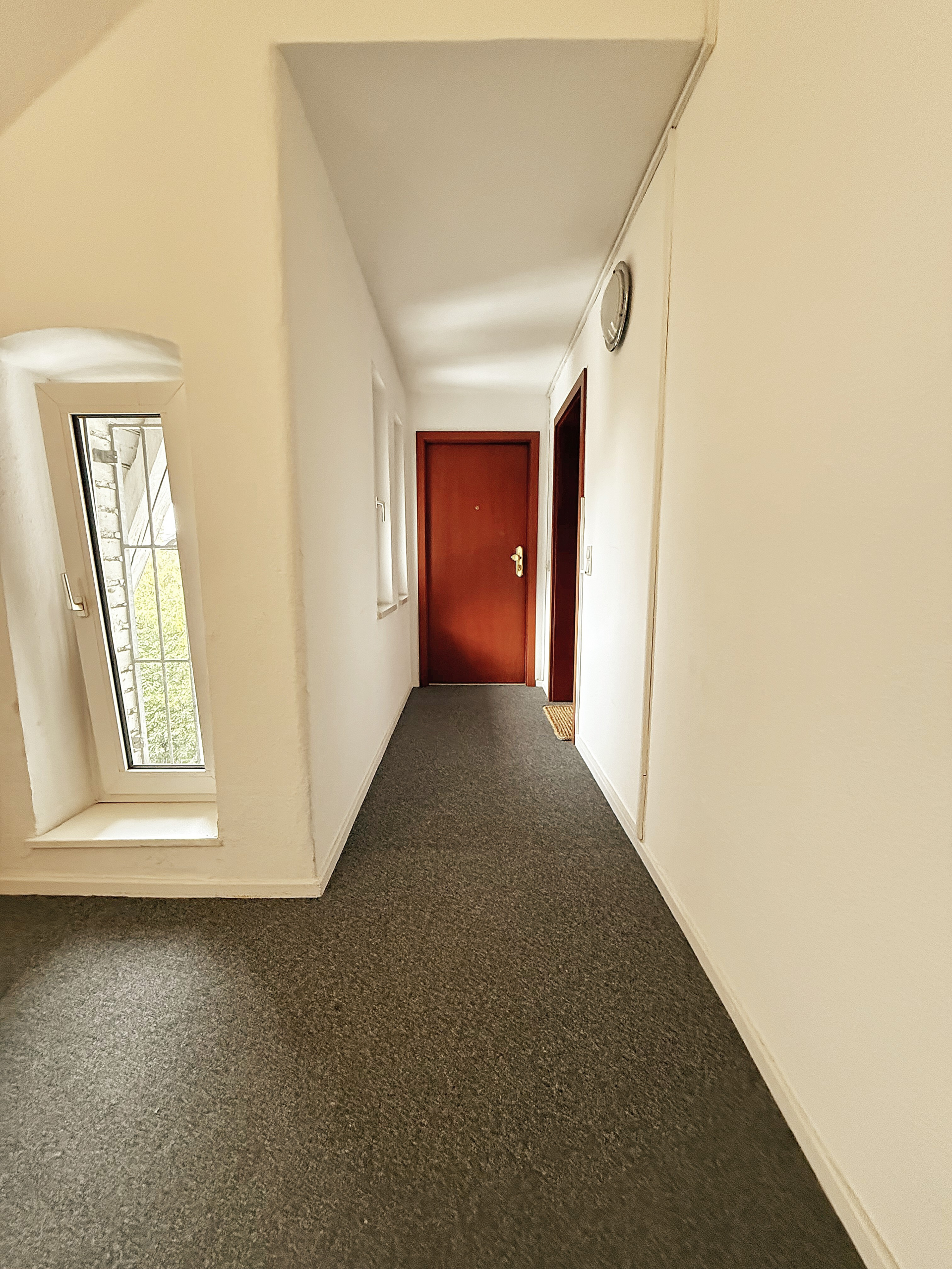 Hausflurbereich_DG_Whg. - Lage! Lage! Lage!: Stilvolle Dachgeschosswohnung in Pempelfort!