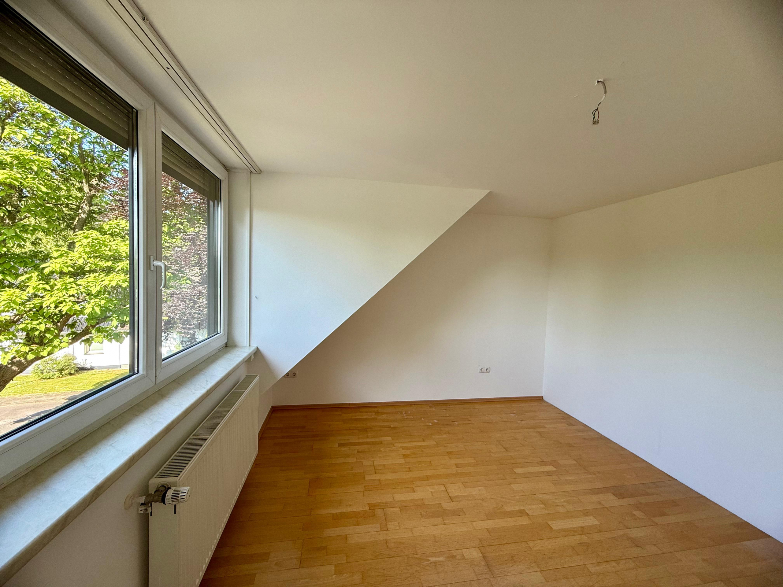 Arbeiten/Kinderzimmer - Erfolgreich Verkauft bei Interesse an Kauf o. Vermarktung bitte melden
