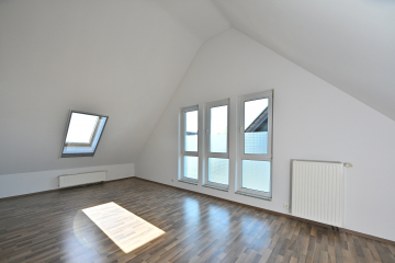 Elternschlafzimmer/Arbeiten - Attraktive Doppelhaushälfte in familienfreundlicher Umgebung von Willich-Anrath zu verkaufen