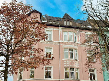 Seitenansicht - Attraktives Dachgeschoss-Apartment über den Dächern von Pempelfort!